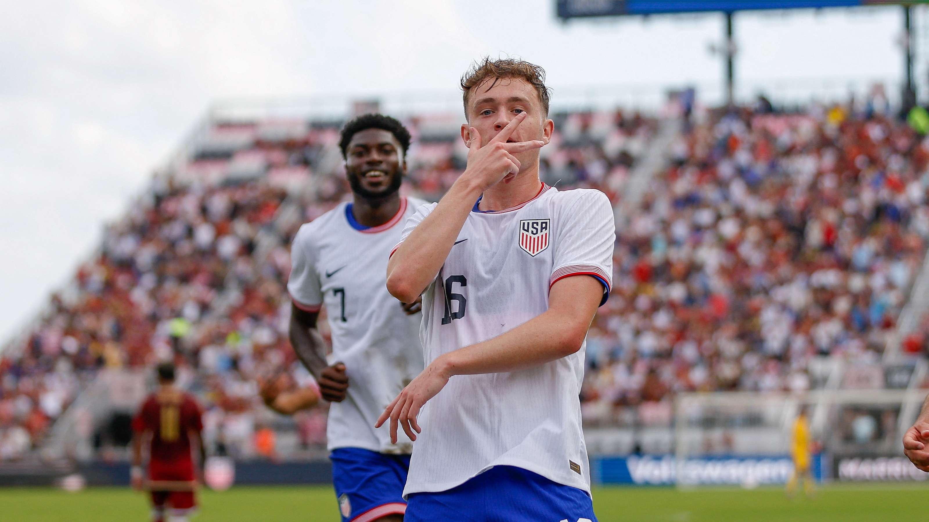 人为判断的 人为判断的