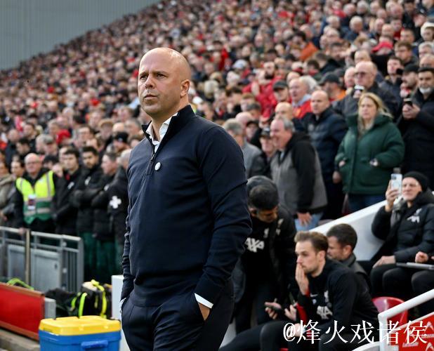 罗伯逊：每场比赛斯洛特都会改变球员职责